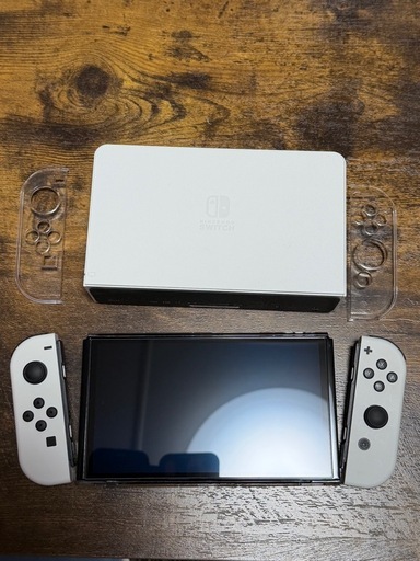 美品Nintendo Switch 有機ELモデル