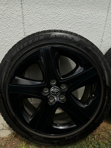トヨタ純正アルミホイールスタッドレス215/45R17