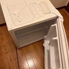 小型冷蔵庫の画像