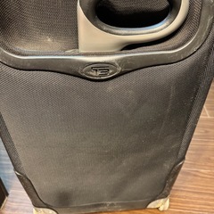 TUMIスーツケースの画像