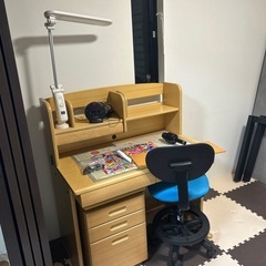 勉強机の画像