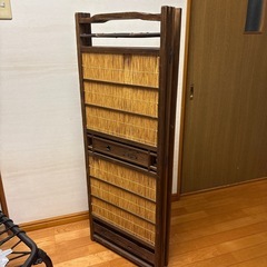 四つ折り和仕切りの画像