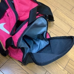 中古NIKE スポーツバッグの画像