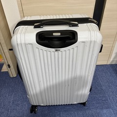 キャリーケースの画像