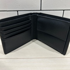 決まりました❗️EMPORIO ARMANI エンポリオアルマーニ✨2つ折り財布【黒】✨の画像
