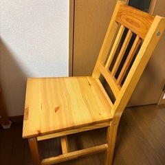 ダイニングテーブルとチェアのせっおのセットの画像