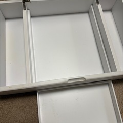 ミニドレッサー ニトリ 卓上の画像
