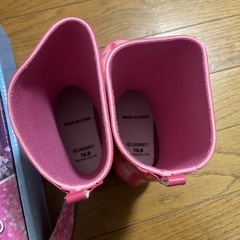 コストコ購入の子供用長靴サイズ１６㌢女の子用未使用自宅内保管品です。の画像