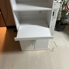 食卓たな棚の画像