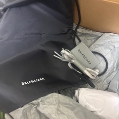 バレンシアガ3xl 42の画像