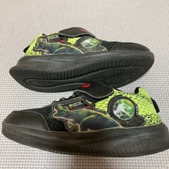 ジュラシックワールド靴　19.0cmの画像