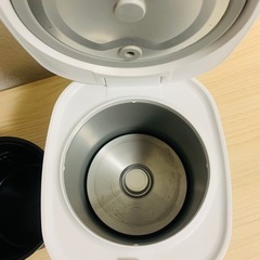 KOIZUMI  炊飯器　1.5合炊き　ミニライスクッカーの画像