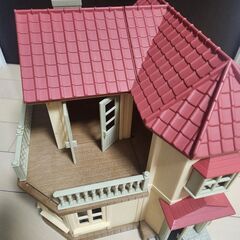 シルバニアファミリー　あかりの灯る大きなお家　ドールハウス　赤い屋根のお家の画像