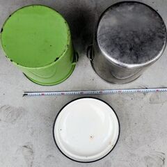 🍓 ①緑色スチール容器＋②ステンレス容器    セットにての画像