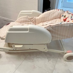 アップリカ　ハイローチェア　　の画像