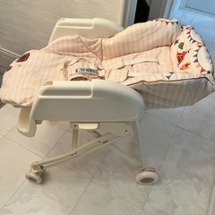 アップリカ　ハイローチェア　　の画像