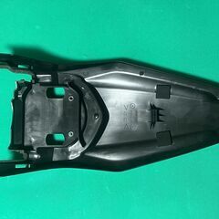 WR250 DG15J ｜純正リヤフェンダ｜新品｜3D7-21611-20の画像