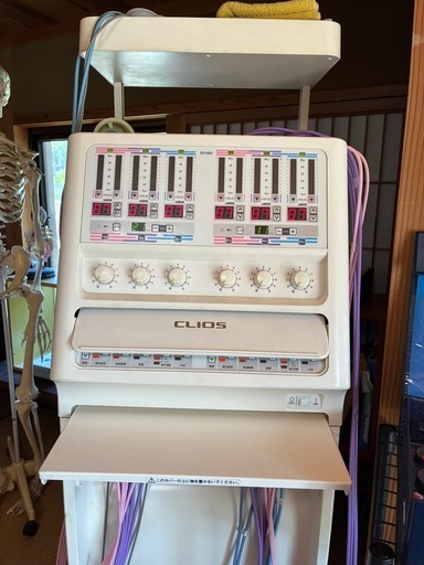 早い者勝ち　干渉波治療器　
ヒーター付き