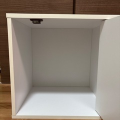 収納ボックスの画像