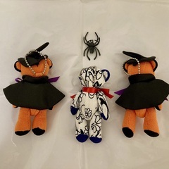 新品　コンラッドベア 3体（ハロウィン限定2体）の画像