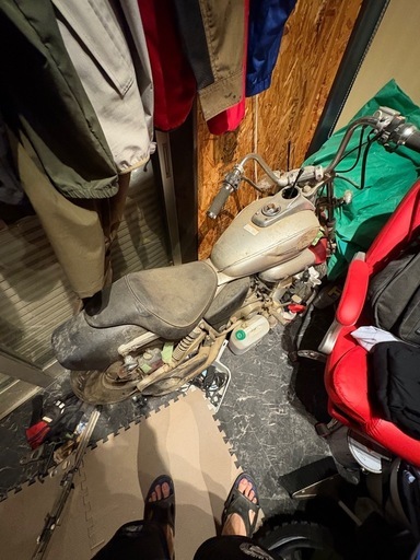 マグナ50 今日中　値段当ててください