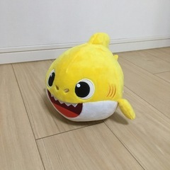ベイビーシャーク おもちゃ　ぬいぐるみ セットの画像