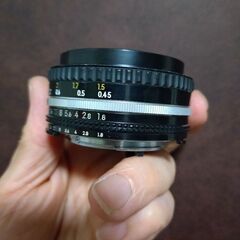レンズは極上　外観いまいち Nikkor AI-s 50mm F1.8の画像