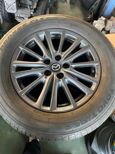 マツダ　CX-5 SUVタイヤ　ホイール4 本セットです 225/65R17 102H