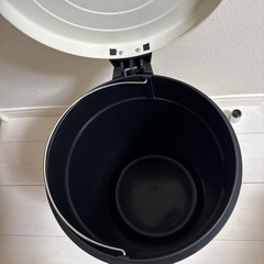 ニトリゴミ箱　ペダルペール20L20Lの画像