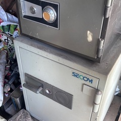 SECOM金庫の画像
