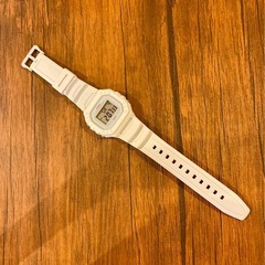 チープカシオ　W-218HC-8A オフホワイトの画像