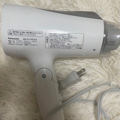 【美品】Panasonic ドライヤー EH-NE4Aの画像
