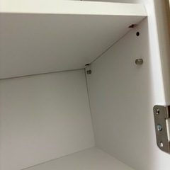 鏡付き収納棚の画像