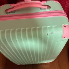 スーツケースの画像