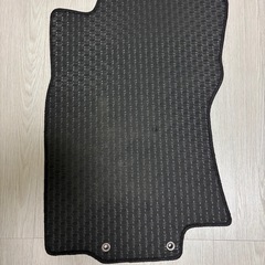 t32エクストレイル　
ARTIGLANO ラバー　フロアマットの画像