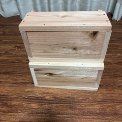 ハンドメイド　木製プランターカバー2個セットの画像