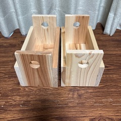 ハンドメイド　木製プランターカバー2個セットの画像