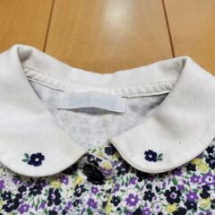 べべ　花がらのセットアップの画像