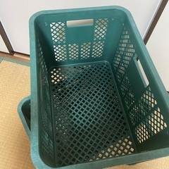 コンテナボックス2個の画像