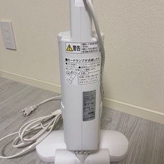 アイリスオーヤマ布団クリーナー、使用回数2回程度の画像