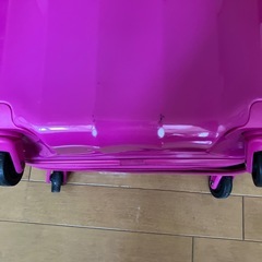訳あり　キャリーケース　ピンクの画像