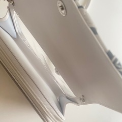 美品です✨スヌーピーの財布機能付きスマホショルダーバッグです。﻿の画像