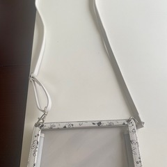 美品です✨スヌーピーの財布機能付きスマホショルダーバッグです。﻿の画像