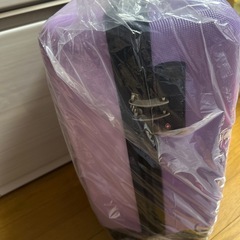 新品！ クロミ キャリーケース の画像