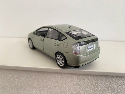 非売品 トヨタ プリウス ミニカー 1/30