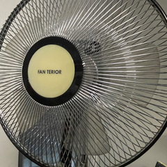 リモコン付き　扇風機の画像