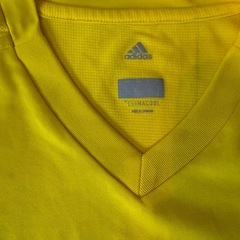 サッカー　シャツの画像