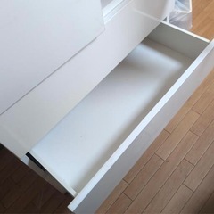 食器棚の画像