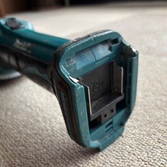 makita マキタ GA402D ディスクグラインダ 中古品 18V 本体のみの画像