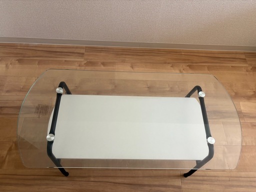 ガラスローテーブル